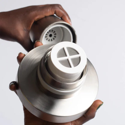 THE VOLUE FILTERED SHOWERHEAD